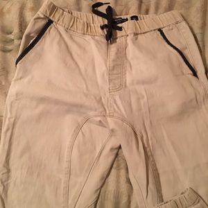 Men’s khaki joggers